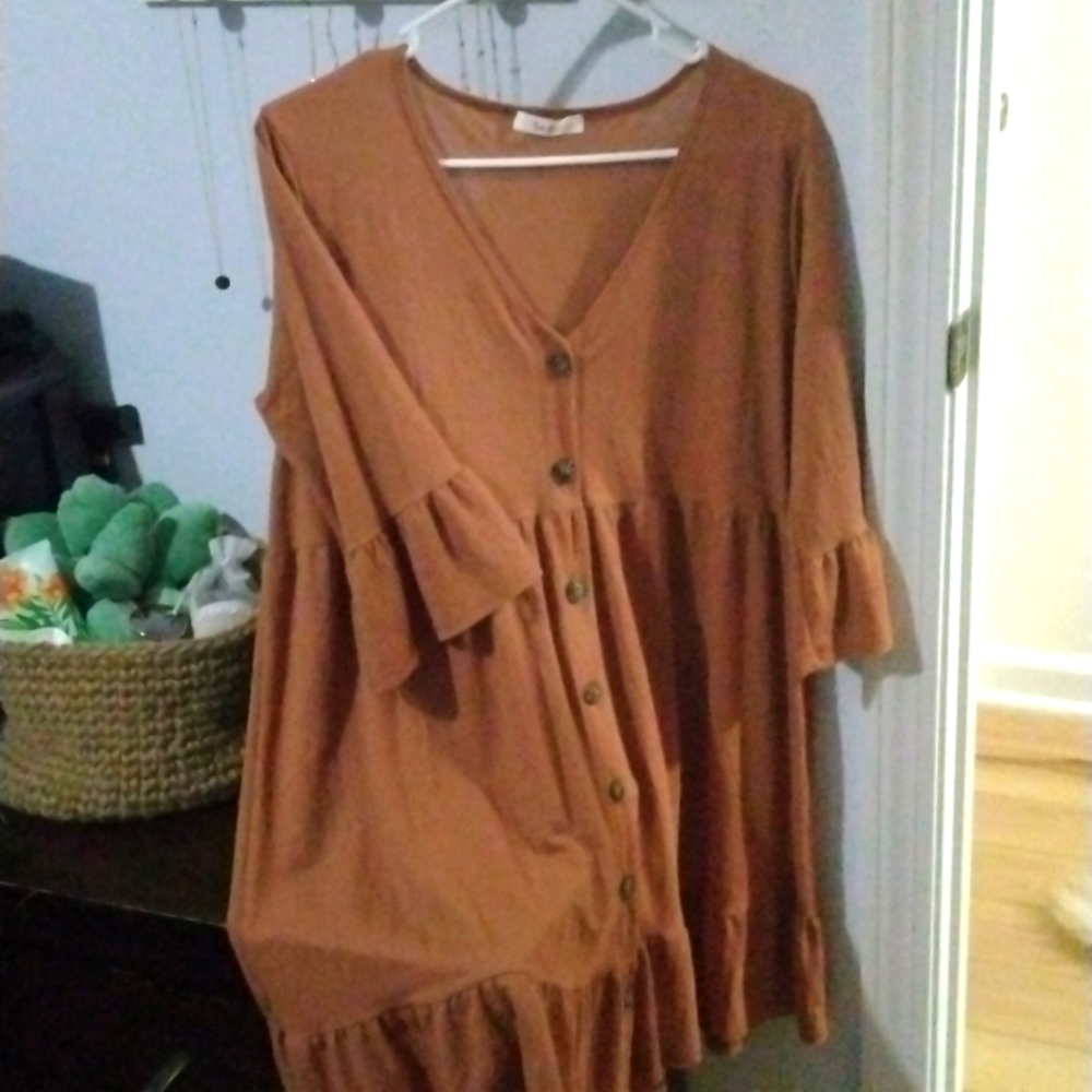 Tres Bien dress